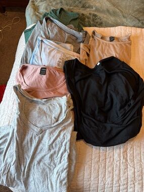 Assorted Maternity T-Shirt Bundle